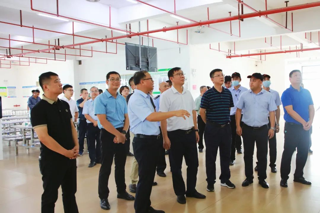 详细阅读:县委书记调研高考备考,全力保障考生安心应考 县委书记调研高考备考,全力保障考生安心应考